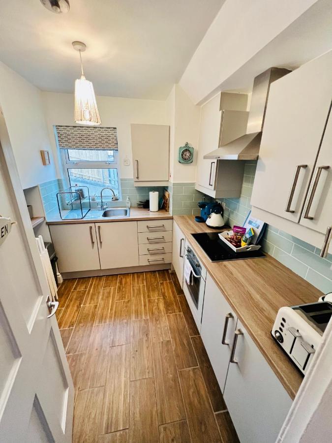 Ridge Cottage Portrush Bagian luar foto